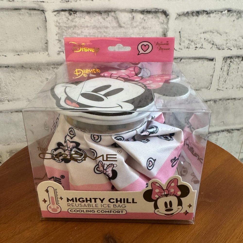 New! The Creme Shop Disney’s Minnie Mouse reusable ice bag